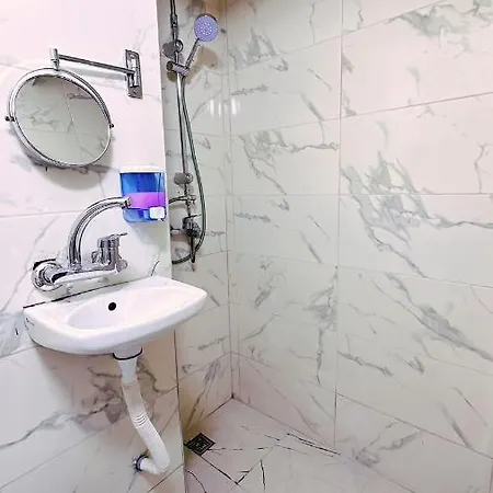 Отель Taksim Centre 2*