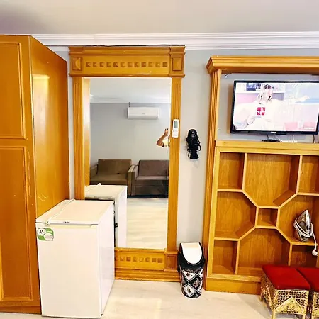 Taksim Centre 2*