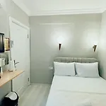 Hotel Taksim Centre 2*