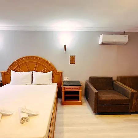 Hotel Taksim Centre 2*