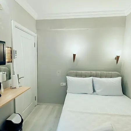 Hotel Taksim Centre 2*