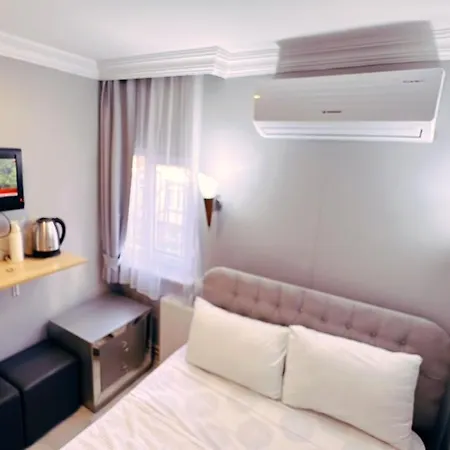 Hotel Taksim Centre 2*