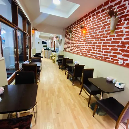 Taksim Centre מלון 2*